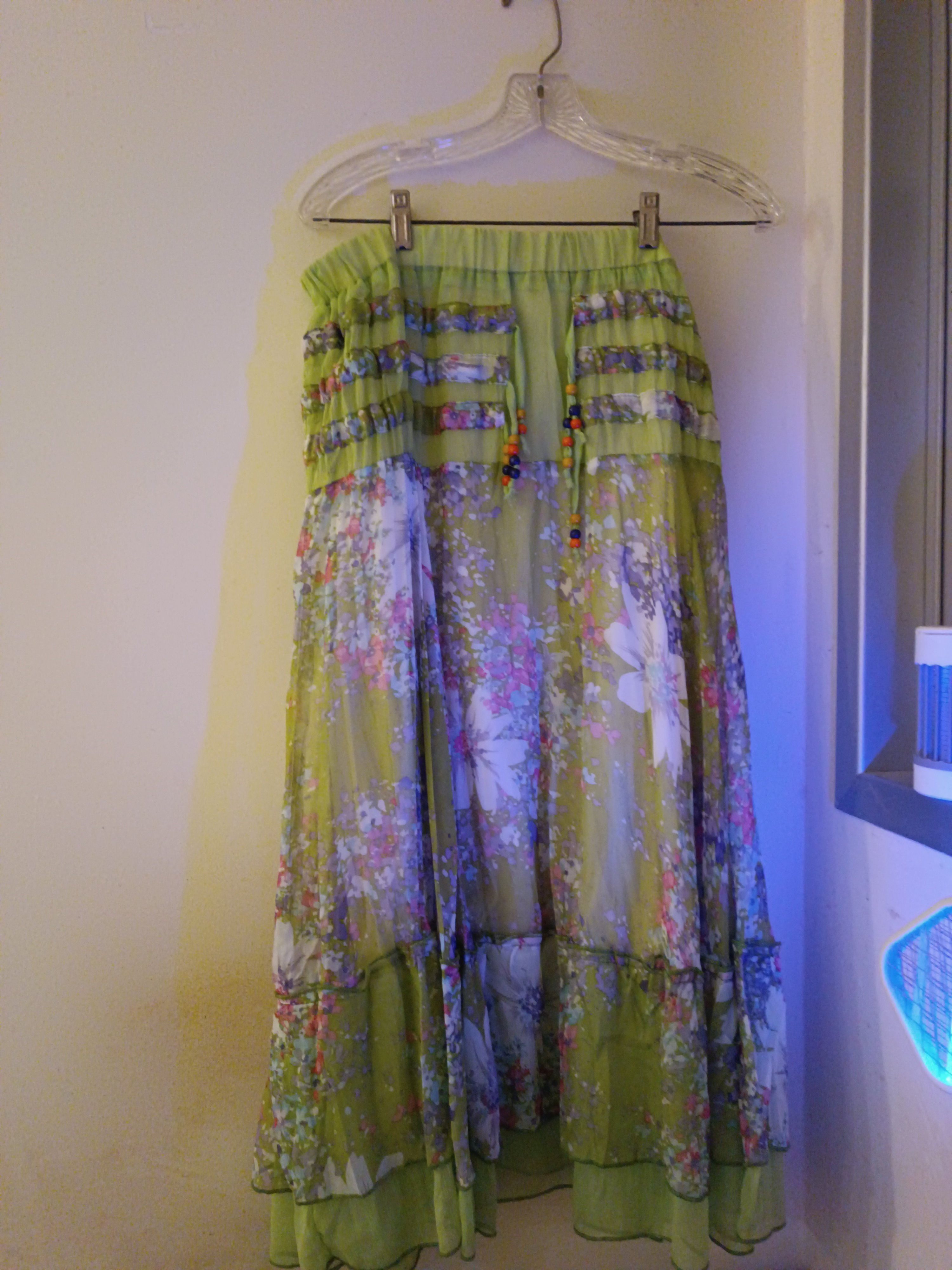 A beautiful stylish skirt suitable for everyday wear and events in excellent condition